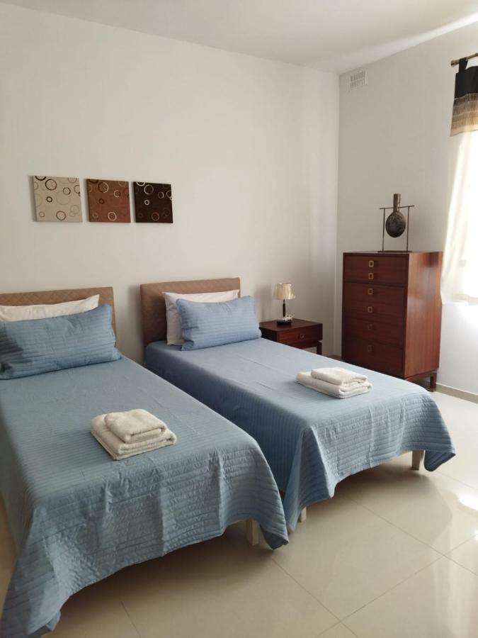Centrally Located Bugibba Apartment - Seaside Comfort San Pawl il-Baħar Extérieur photo